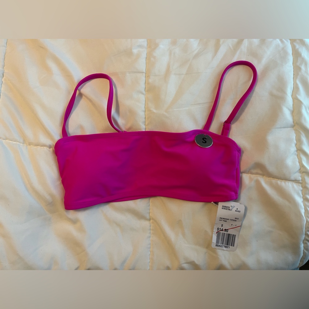 Forever 21 Hot Pink 💖 Swimwear Top. Bra/Bikini style. NWT. Size Small. ❤️‍🔥💝